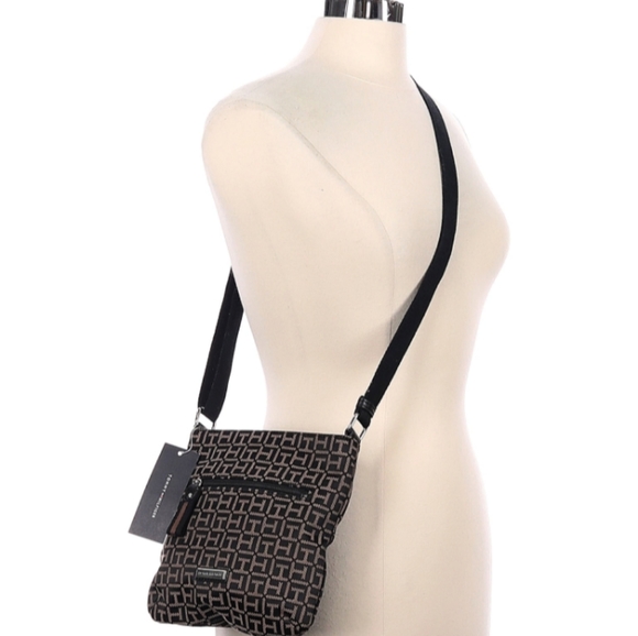 Tommy Hilfiger Crossbody bag NEW WITH TAGS - Picture 4 of 5